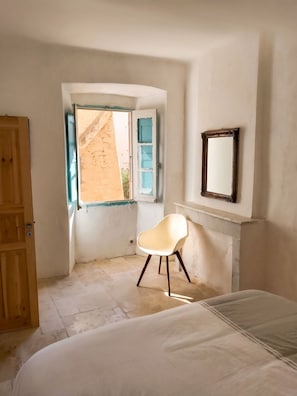 3 Schlafzimmer, Bügeleisen/Bügelbrett, Bettwäsche