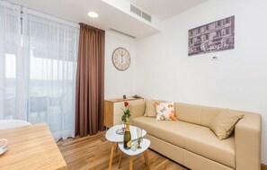 135-inch flat-screen TV with satellite channels, TV - Vila Ponte (Punat)