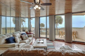 Flat-screen TV, table tennis - Surf-Shells-Sandcastles | Ocean-Pool Views | MP214 (Port Aransas)