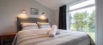 Pet Friendly Modern Apartment in Brixton