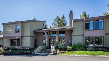 Condo, 1 Bedroom (Summit #257 Bldg. B) | Exterior