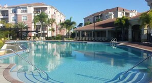 Outdoor pool - Vista Cay Resort - Tca831 (Orlando)