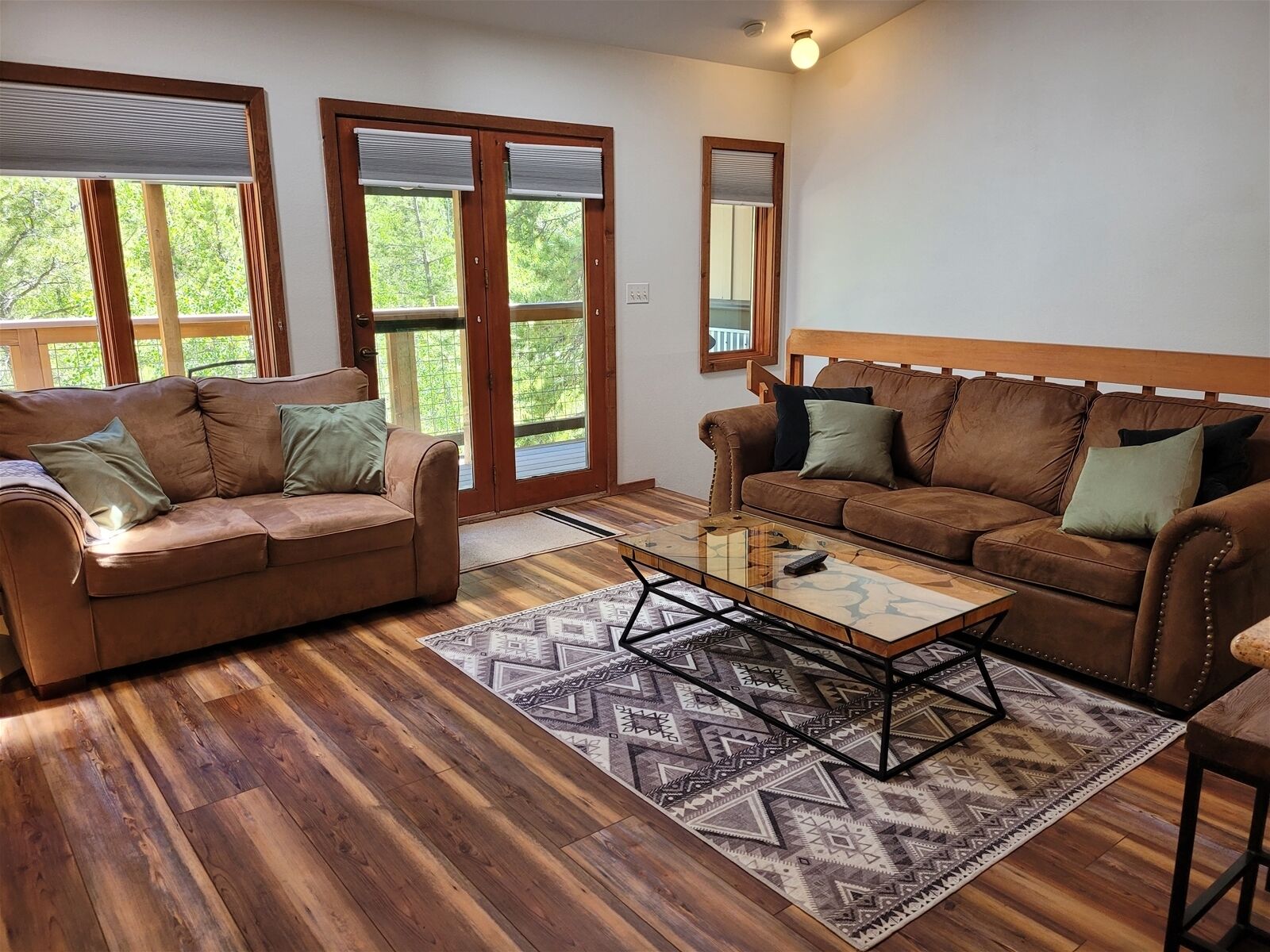 Mount Royal | 2BR/2BA | Main St Location| Free Bus