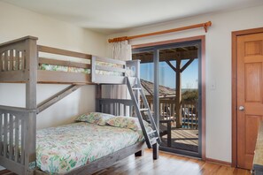 6 chambres, fer et planche à repasser, Wi-Fi, draps fournis