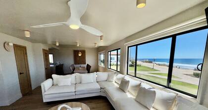 Luxury Ocean view beach villa for 6 guests