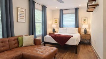 1 dormitorio, tabla de planchar con plancha, wifi y ropa de cama