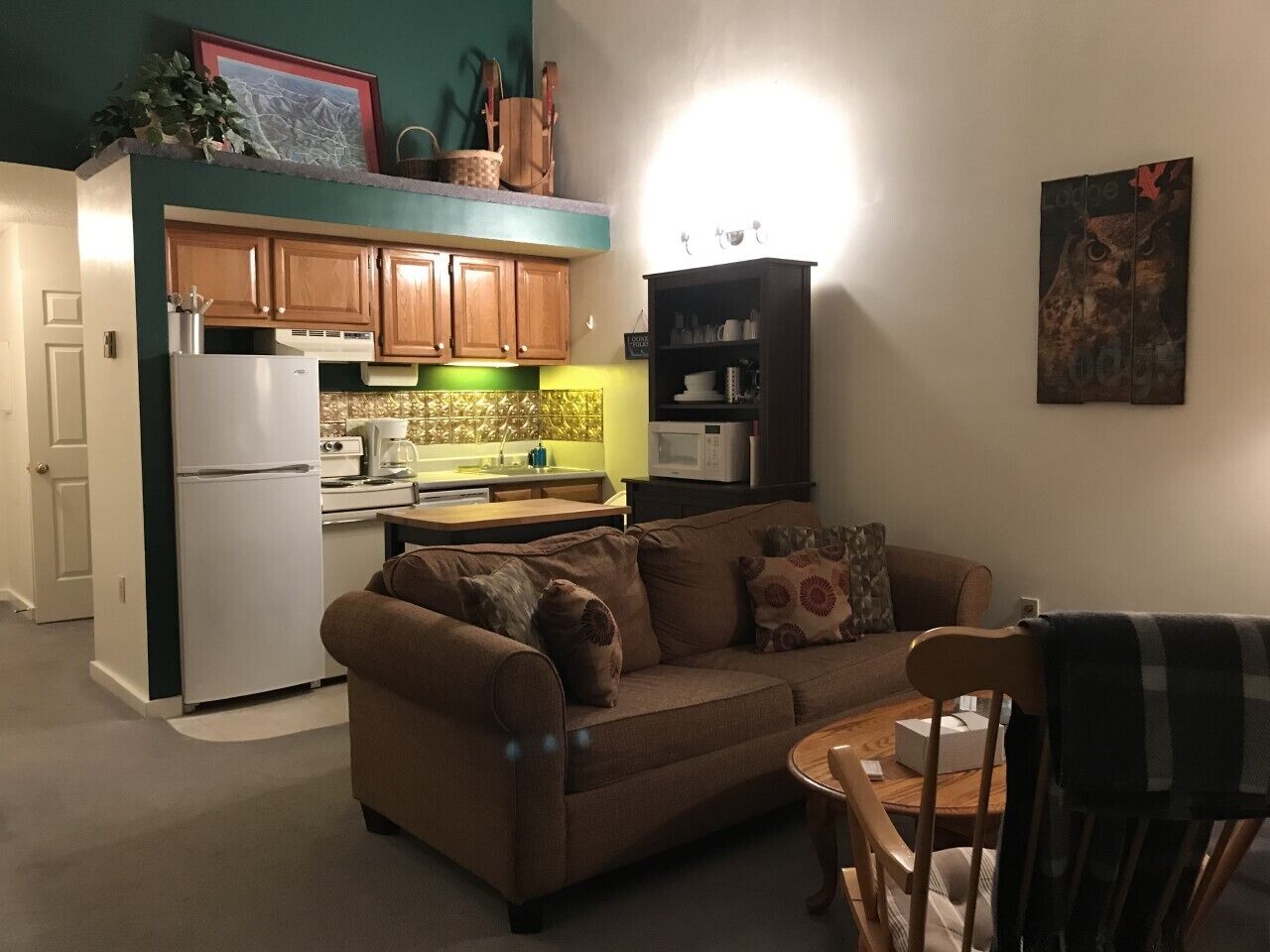 Cozy loft studio at The Lodge @ Lincoln Station