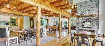 Secluded Cabin w/ Boats < 6 Mi to Jenny Jump!