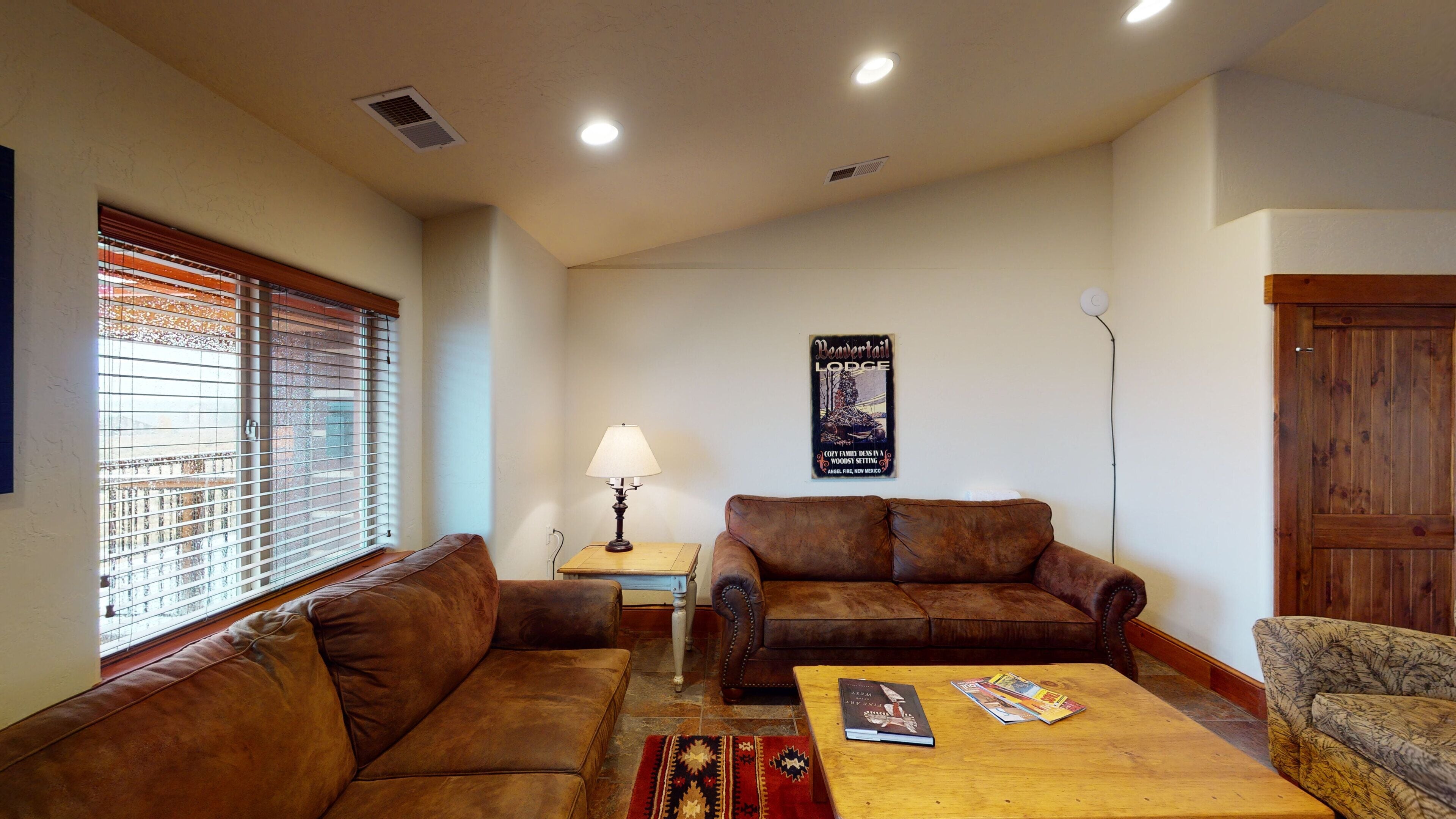 Close to Slopes | Modern | Wheeler Peak Lodge | Aspen Condo