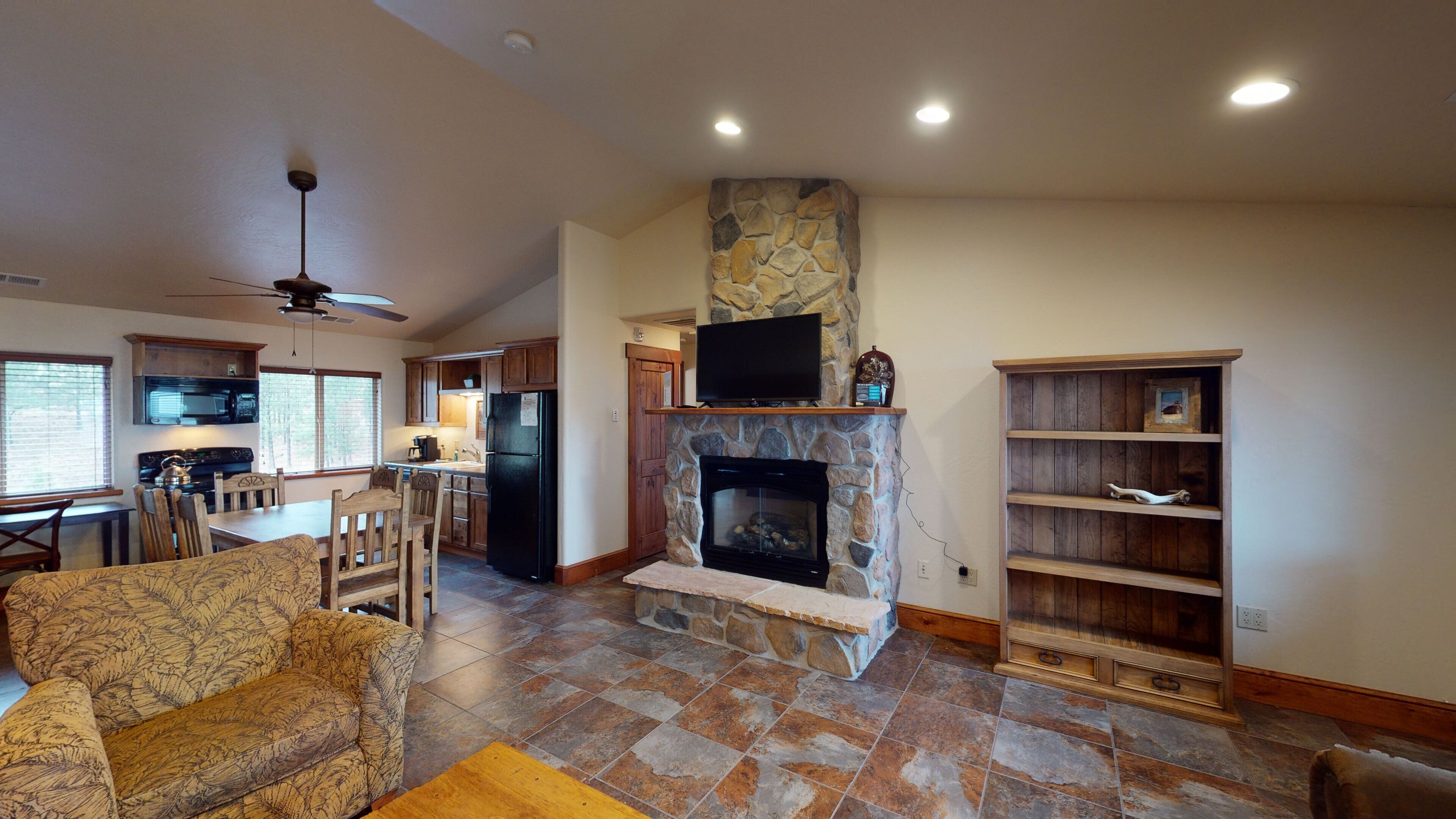 Een televisie en een dvd-speler