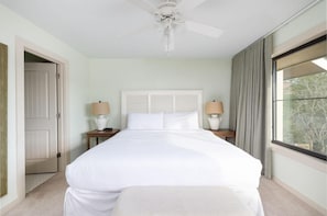 Iron/ironing board, bed sheets