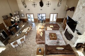 Smart TV, fireplace, video games