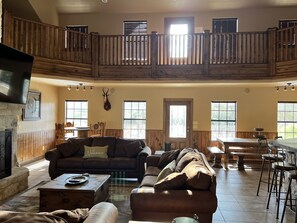 Smart TV, fireplace, video games