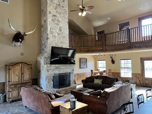 Smart TV, fireplace, video games