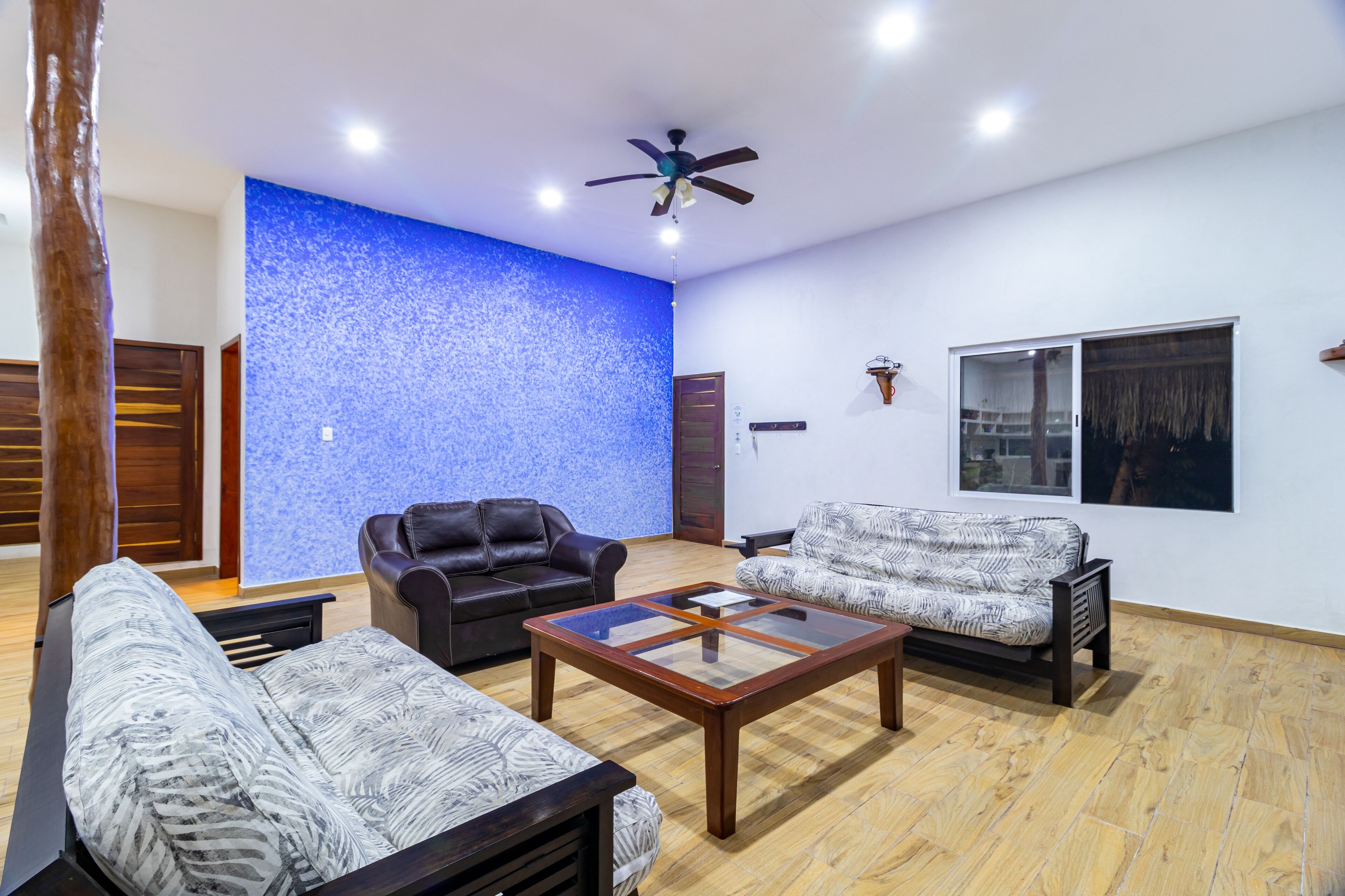 super premium "penthouse" | living area