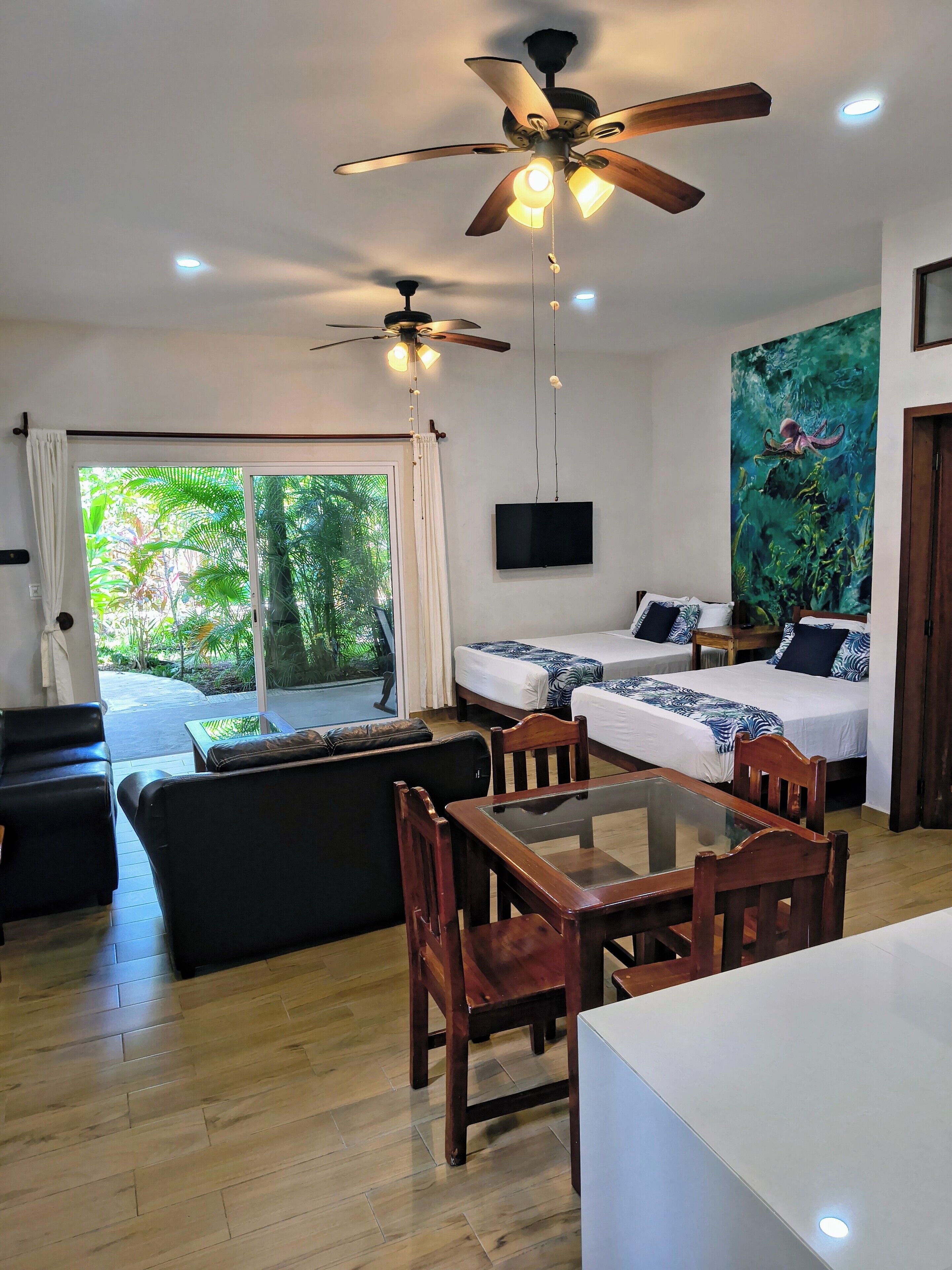 Photo - Hotel & Suites Oasis Bacalar
