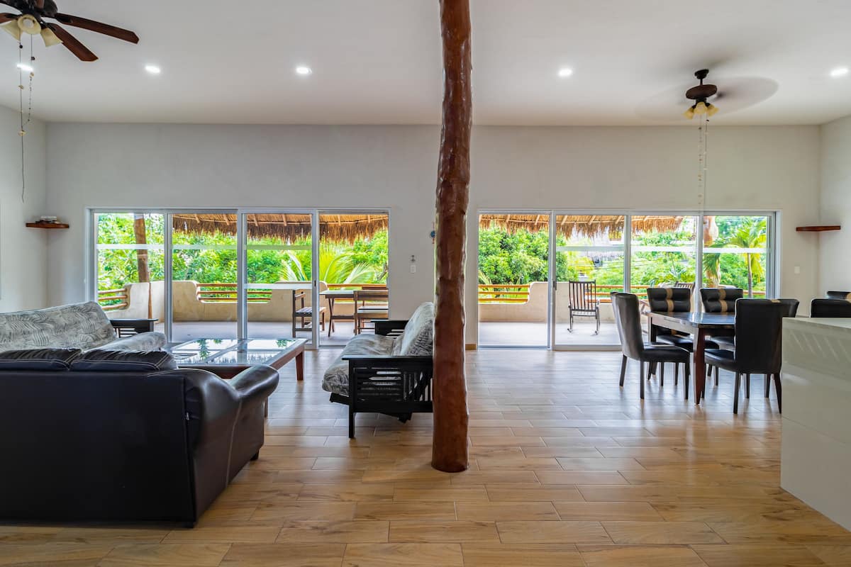Super Premium "Penthouse" | 1 bedroom, individually decorated, individually furnished