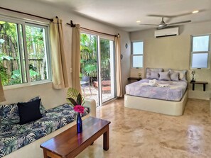 Individually decorated, individually furnished, laptop workspace