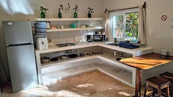 Griddle, eco-friendly cleaning products, reusable coffee/tea filters