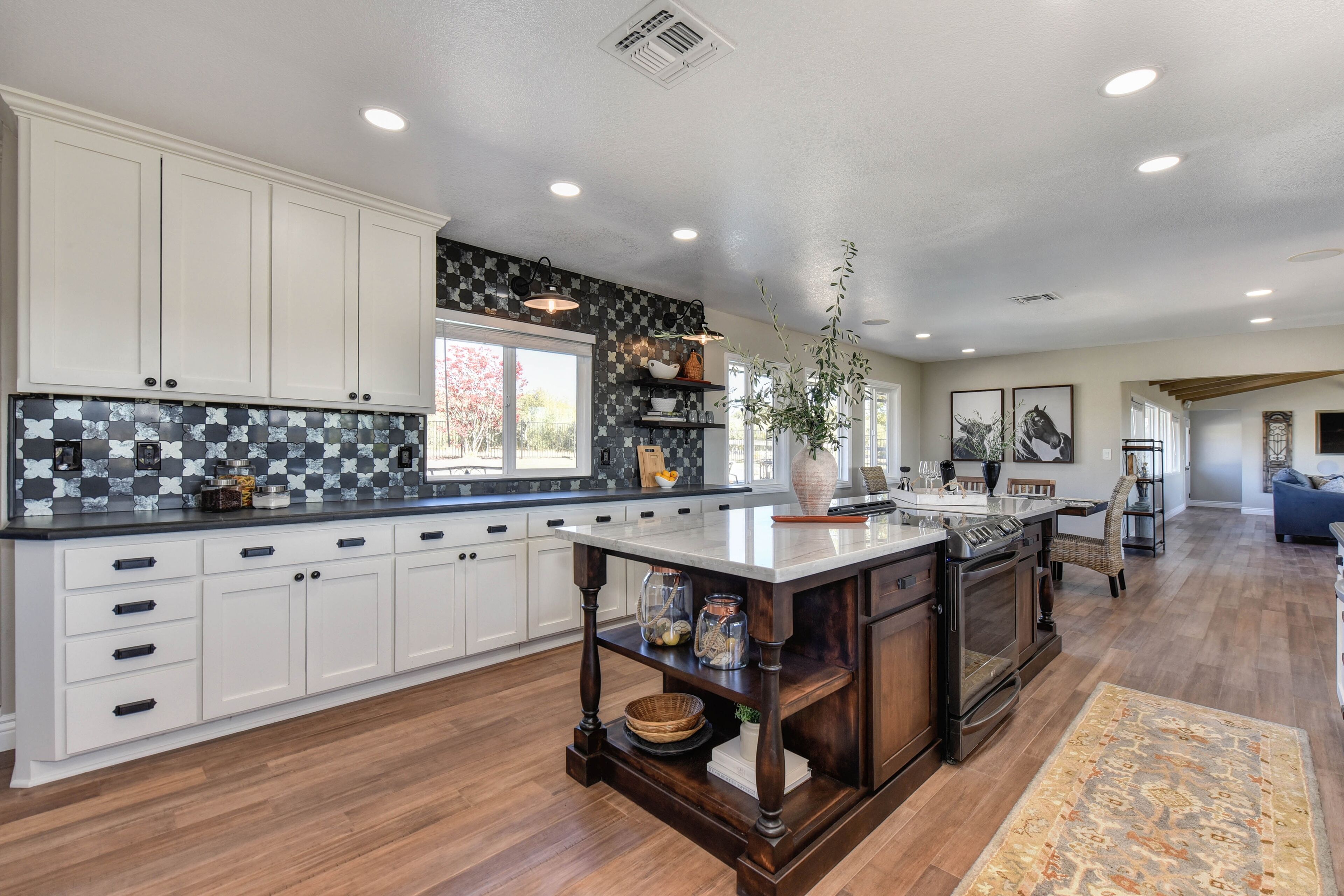 Beautiful Home With Pool on Acreage! 