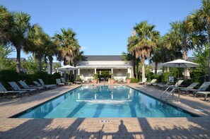 House, Multiple Beds (Bungalos 2495) | Pool | Outdoor pool, a heated pool