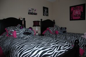 House, 4 Bedrooms (3 Bathrooms) | Children’s theme room