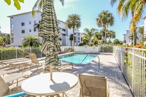 Apartment (2 Bedrooms) | Pool | Außenpool