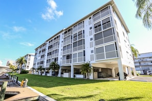 Apartment (2 Bedrooms) | Außenbereich