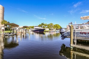 Condo (2 Bedrooms) | Lake - Royal Pelican 173 by Distinctive Beach Rentals (Fort Myers Beach)