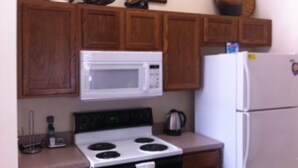 Unclassified image, 3 of 9, button - 4BR Davenport Pool Home by Watson-1327WR (Davenport)
