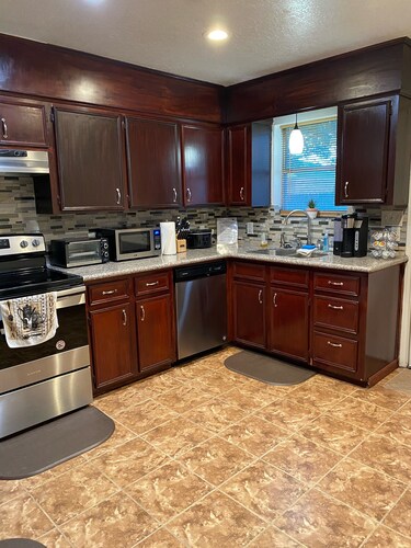 PRIVATE DUPLEX #2 KING BED/Houston/Pasadena/ Hobby/Clear Lake/Galveston/