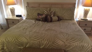 House, 4 Bedrooms, Private Pool (2 Bathrooms) | 4 bedrooms, individually decorated, individually furnished, bed sheets - 4BR Davenport Pool Home by Watson-717RL (Davenport)