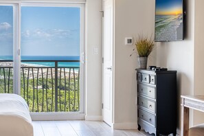 Studio, 1 suuri parisänky ja vuodesohva (Luau I 7605 Studio) | Silitysrauta/-lauta, ilmainen Wi-Fi, vuodevaatteet