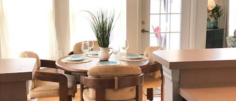 House, 4 Bedrooms, Private Pool (2 Bathrooms) | 4 bedrooms, individually decorated, individually furnished, bed sheets