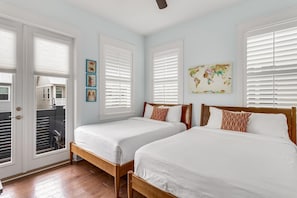 Iron/ironing board, bed sheets
