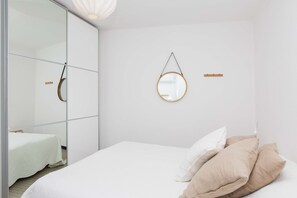 2 Schlafzimmer, Internetzugang, BettwÀsche