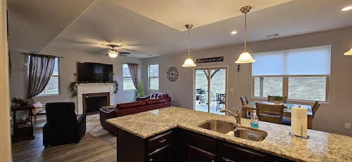 "Sol y Luna" just outside Nashville