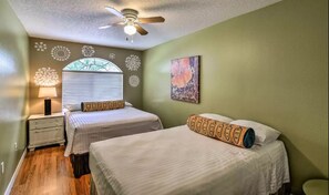 5 bedrooms, individually decorated, individually furnished, bed sheets - 5BR Davenport Pool Home by Watson-168CA (Davenport)