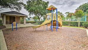 Área de juegos infantiles al aire libre