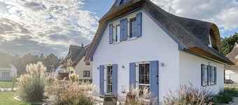 House "Möwenkind" on the island of Usedom with sauna, fireplace, sun terrace, WLAN