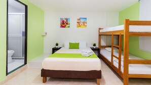 A room with a single bed, a bunk bed, a shower, and two wall-mounted paintings. - Hotel Avexi Suites By Geh Suites (Cartagena)