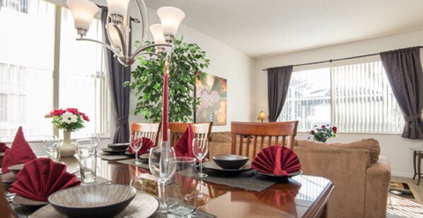 House, 5 Bedrooms, Private Pool (3 Bathrooms) | Private kitchen | Full-sized fridge, microwave, oven, stovetop