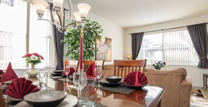 하우스, 침실 5개, 전용 수영장 (3 Bathrooms) | 전용 주방 | 대용량 냉장고, 전자레인지, 오븐, 쿡탑