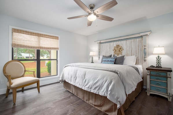 Casa, varias camas (Sandpiper Village 716) | 3 habitaciones, tabla de planchar con plancha y ropa de cama 