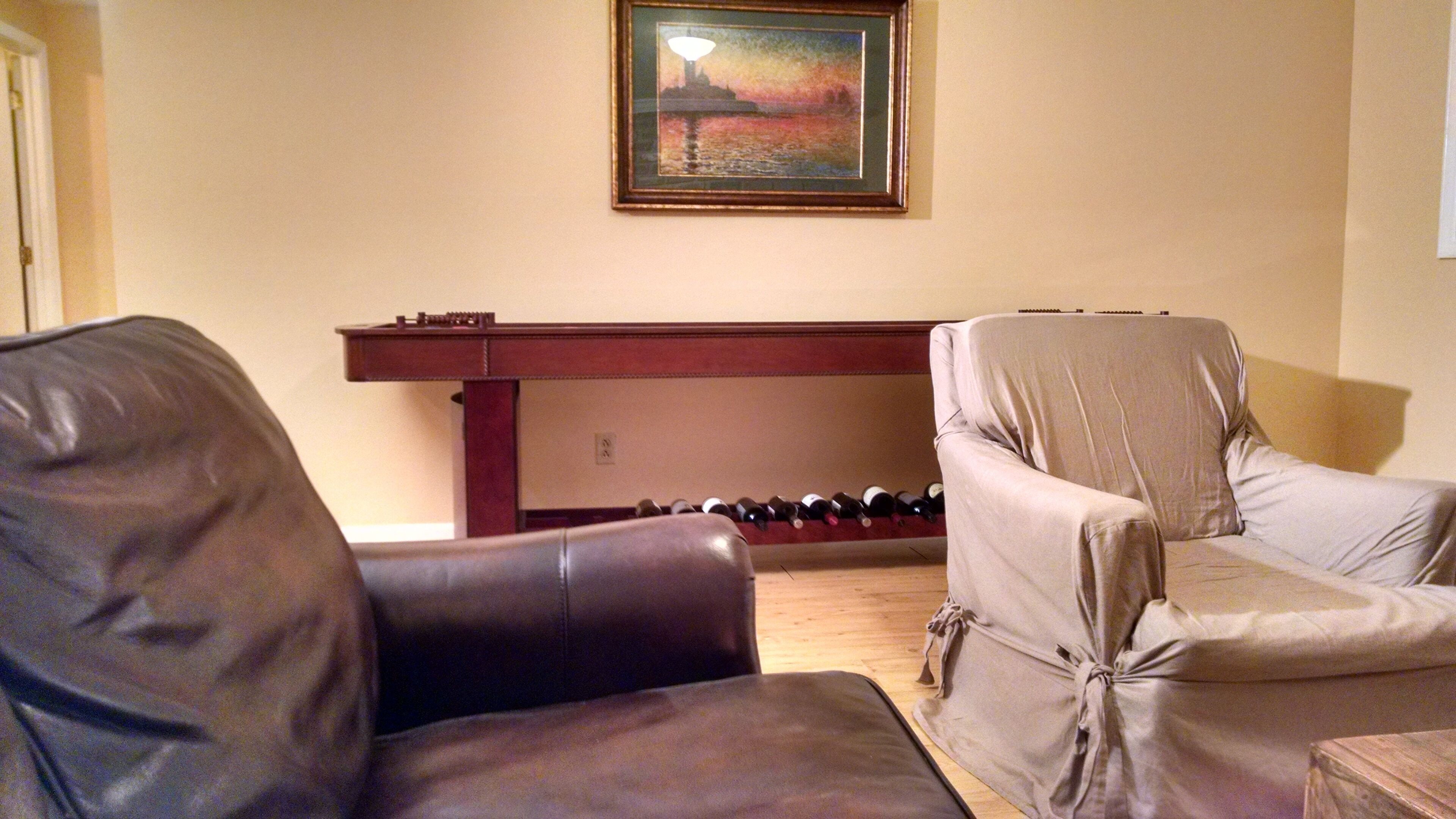 Cozy private basement suite with separate entrance, GREAT neighborhood! We own!