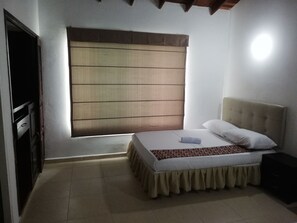 Chambre Quadruple, 2 lits doubles, salle de bains privée