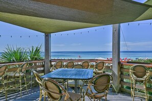 Studio, 1 King Bed (Luau 6321) | Outdoor dining