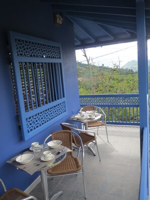 Free daily continental breakfast  - Casa Azul La Garrucha (Jardin)