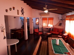 Dining - Beautiful house in Country steps from the Paraná River (Ituzaingo)