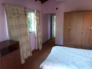 3 bedrooms, Internet, bed sheets